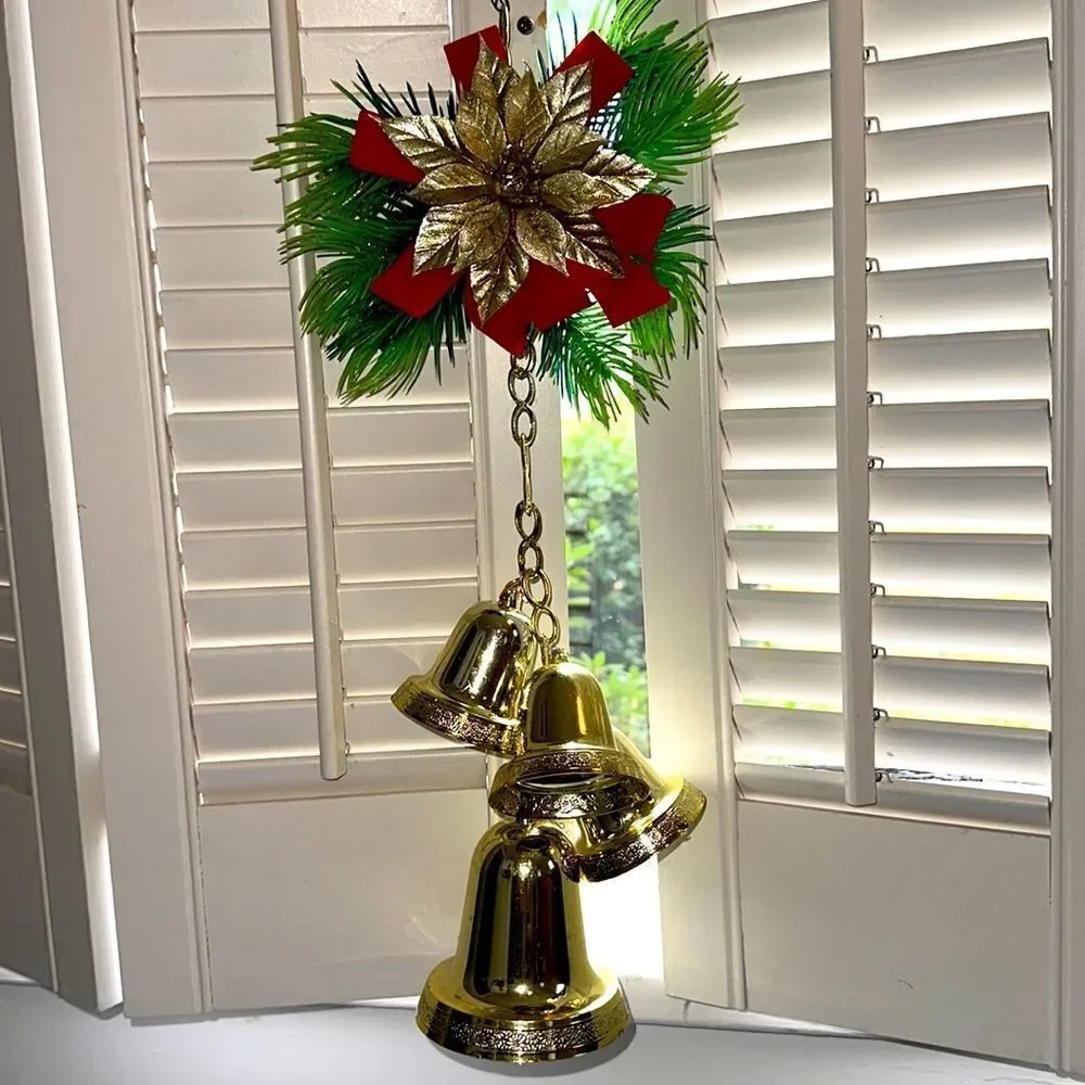 Vtg  mid century Christmas wall or door hanging/ 4 gold‎ bells & gold poinsettia